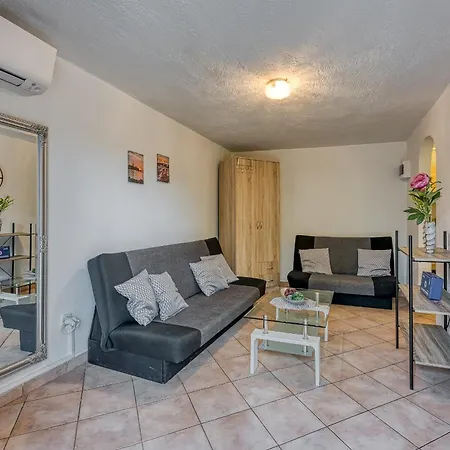 Complex Dolce Maro Guest house