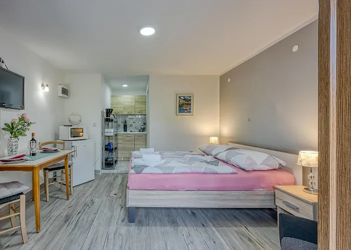 Complex Dolce Maro Guest house Porec