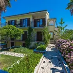 Complex Dolce Maro Konukevi 4*